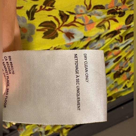 Anthropologie x DELPOZO Bright Yellow Floral Pleated Sleeve Blouse - Picture 4 of 6